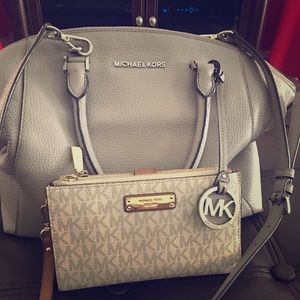 Michael Kors purse & wallet
